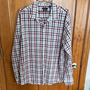 Van Heusen Plaid Button-Down Shirt in Red, Gray and White XL